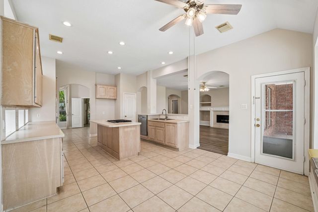 5807 Bayberry Way, Sugar Land, TX 77479