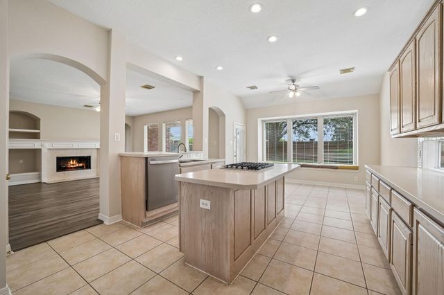 5807 Bayberry Way, Sugar Land, TX 77479