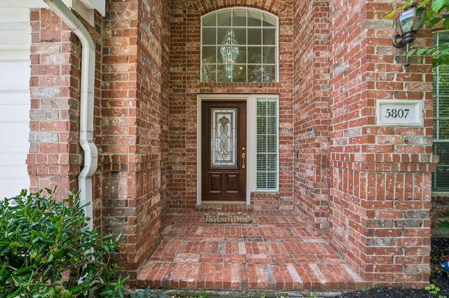 5807 Bayberry Way, Sugar Land, TX 77479