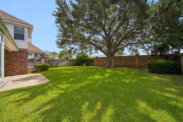5807 Bayberry Way, Sugar Land, TX 77479