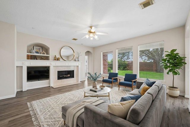 5807 Bayberry Way, Sugar Land, TX 77479