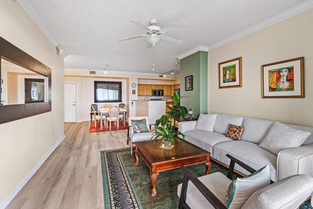 616 Clearwater Park Road 1206, West Palm Beach, FL 33401
