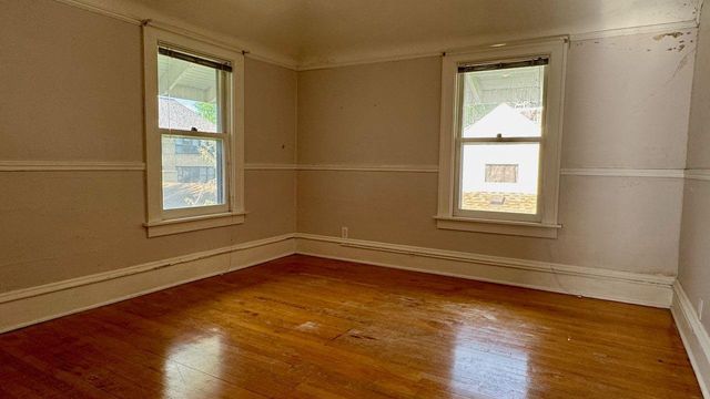 112 7th Avenue S, Moorhead, MN 56560