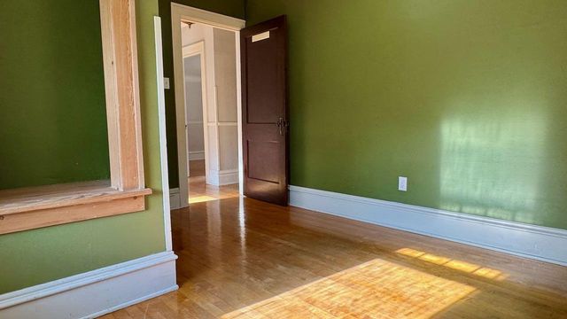 112 7th Avenue S, Moorhead, MN 56560