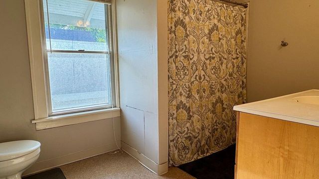 112 7th Avenue S, Moorhead, MN 56560