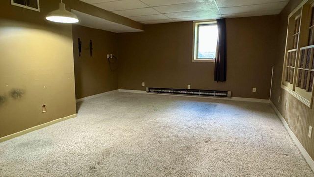 112 7th Avenue S, Moorhead, MN 56560