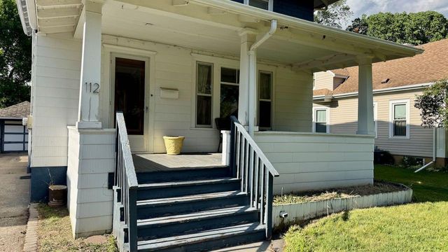 112 7th Avenue S, Moorhead, MN 56560