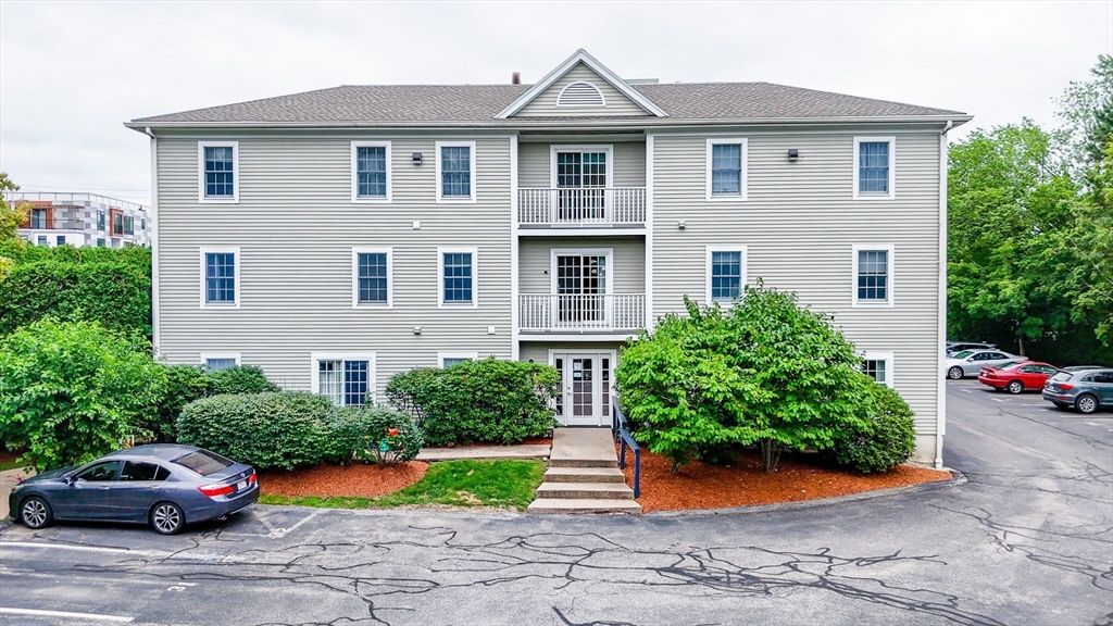 234 Water St 301, Wakefield, MA 01880