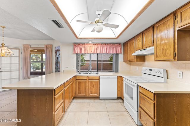 9821 W ORAIBI Drive, Peoria, AZ 85382