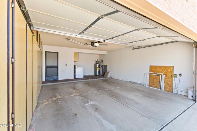 9821 W ORAIBI Drive, Peoria, AZ 85382