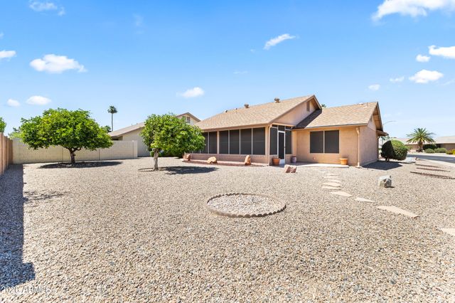 9821 W ORAIBI Drive, Peoria, AZ 85382