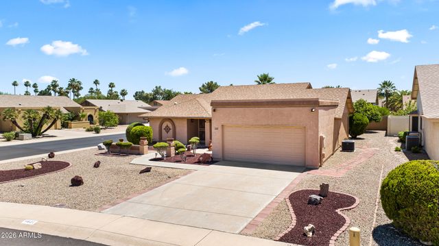 9821 W ORAIBI Drive, Peoria, AZ 85382