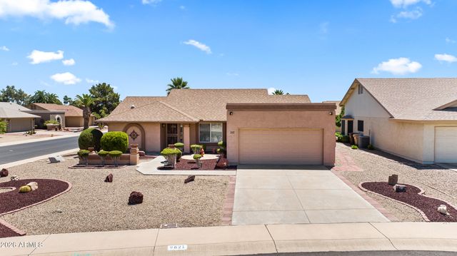 9821 W ORAIBI Drive, Peoria, AZ 85382