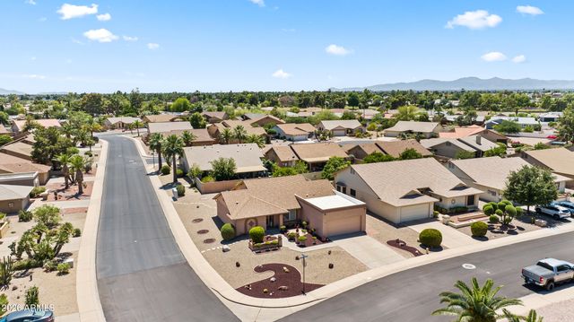 9821 W ORAIBI Drive, Peoria, AZ 85382