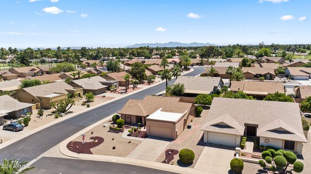 9821 W ORAIBI Drive, Peoria, AZ 85382
