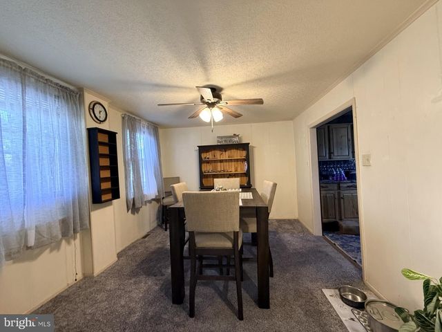 17 E MARKET ST, Jonestown, PA 17038