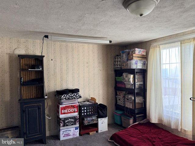 17 E MARKET ST, Jonestown, PA 17038