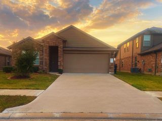 8310 Rose Petals Lane, Rosharon, TX 77583