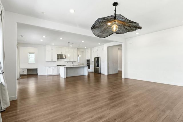 7606 Afonso Way, Elk Grove, CA 95757