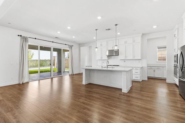 7606 Afonso Way, Elk Grove, CA 95757