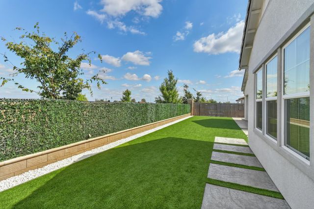 7606 Afonso Way, Elk Grove, CA 95757