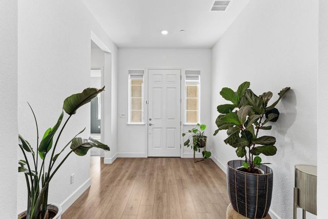 7606 Afonso Way, Elk Grove, CA 95757