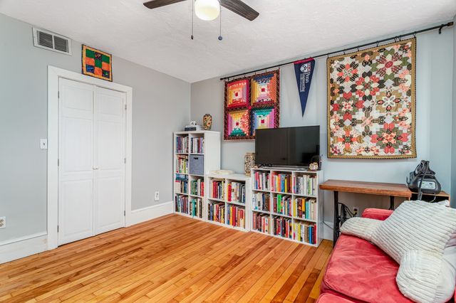 431 Massasoit Rd 2, Worcester, MA 01604