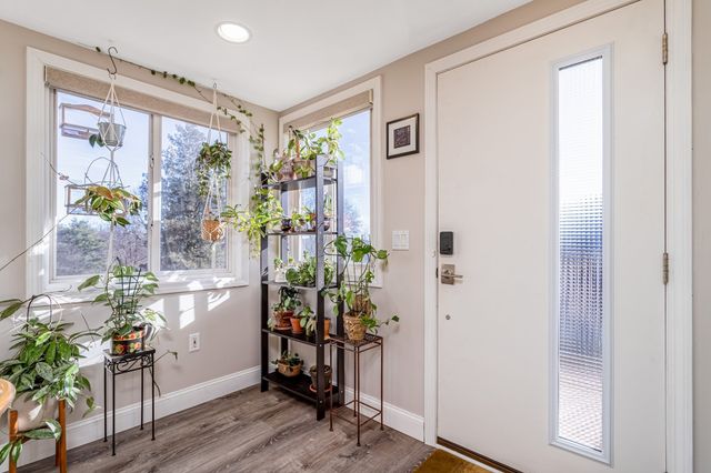 431 Massasoit Rd 2, Worcester, MA 01604