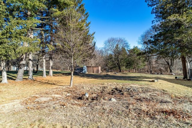 431 Massasoit Rd 2, Worcester, MA 01604