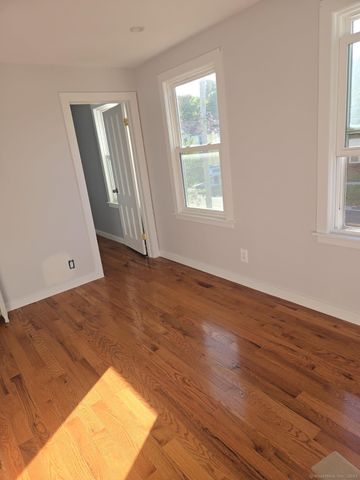 1564 Elm Street, Stratford, CT 06615