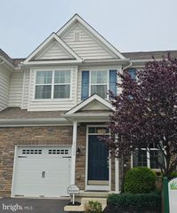 4548 WOODBRUSH WAY # 311, Allentown, PA 18104