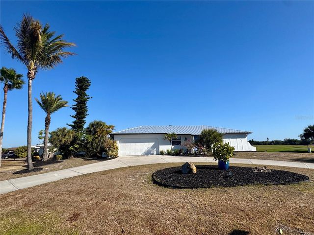 118 ROTONDA CIRCLE, Rotonda West, FL 33947