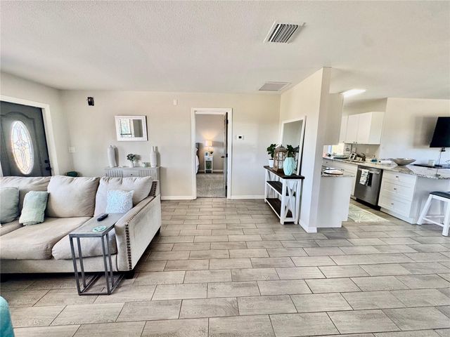 118 ROTONDA CIRCLE, Rotonda West, FL 33947