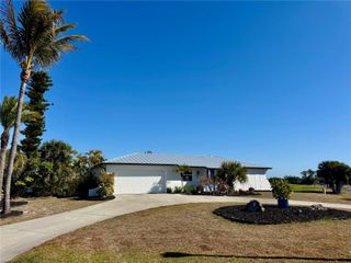 118 ROTONDA CIRCLE, Rotonda West, FL 33947