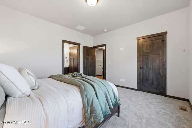 673 W MONASHEE LN, Hayden, ID 83835