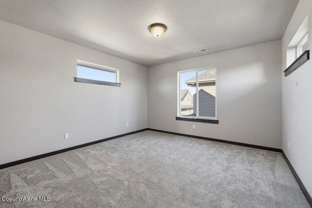 673 W MONASHEE LN, Hayden, ID 83835