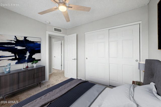 2922 E WOODLAND Drive, Phoenix, AZ 85048