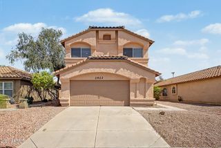 2922 E WOODLAND Drive, Phoenix, AZ 85048