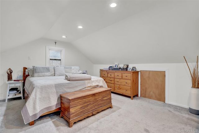 2889 Arnold Avenue, Oceanside, NY 11572