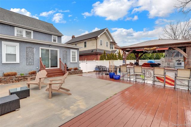 2889 Arnold Avenue, Oceanside, NY 11572