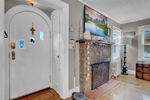 2889 Arnold Avenue, Oceanside, NY 11572