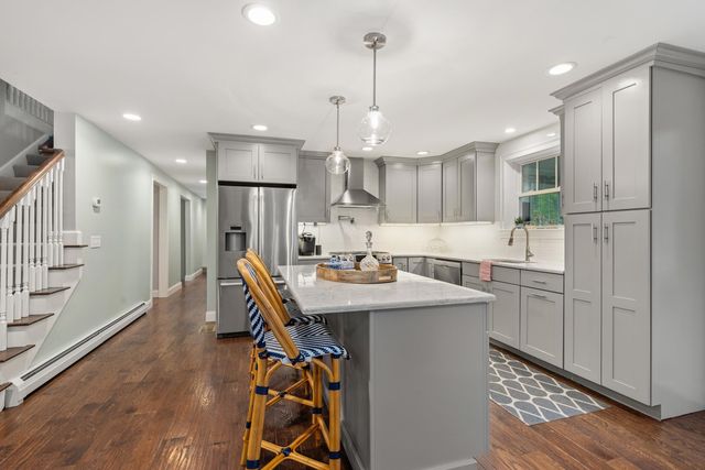 23 Rockrimmon Road, North Hampton, NH 03862