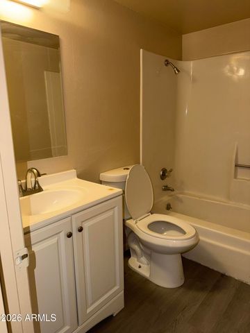 7126 N 19th Avenue 218, Phoenix, AZ 85021