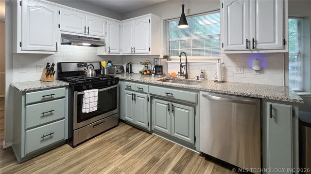 3610 Magnolia Drive, Sand Springs, OK 74063