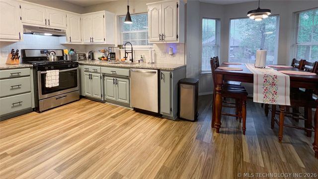 3610 Magnolia Drive, Sand Springs, OK 74063