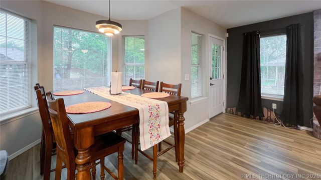 3610 Magnolia Drive, Sand Springs, OK 74063