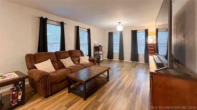 3610 Magnolia Drive, Sand Springs, OK 74063