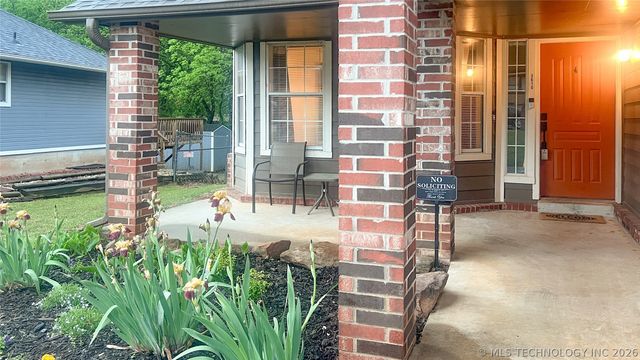 3610 Magnolia Drive, Sand Springs, OK 74063