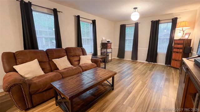 3610 Magnolia Drive, Sand Springs, OK 74063