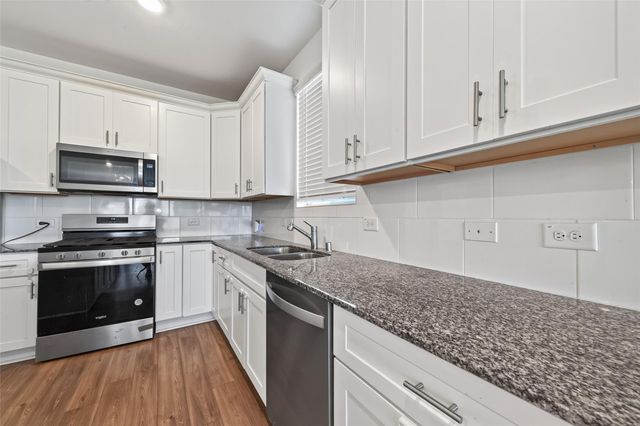 8111 Star Terrace Drive, Cypress, TX 77433